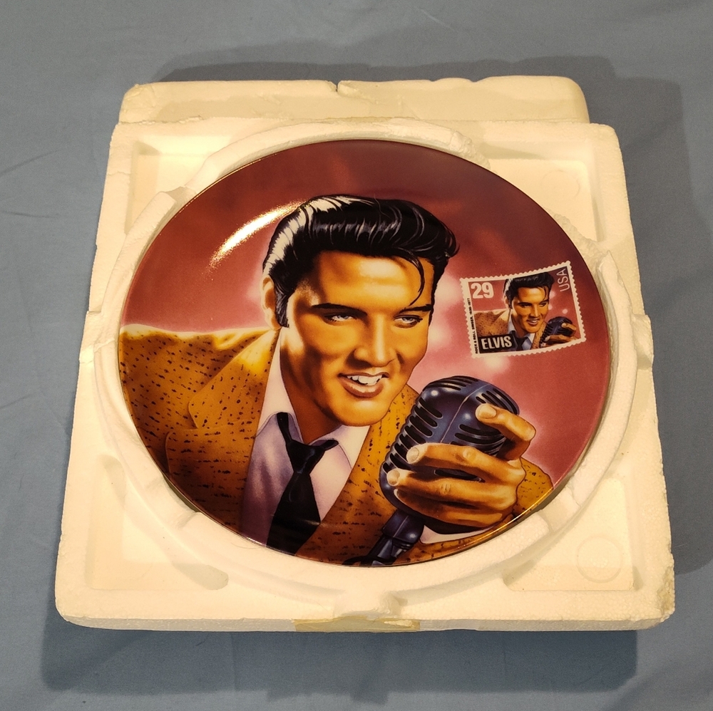 NEW! The Bradford Exchange ELVIS Collector's Plate (Numbered)